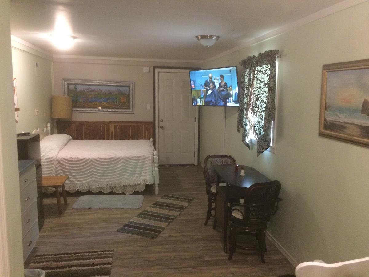 הפי קאמפ Bigfoot Rv & Cabins Park מראה חיצוני תמונה
